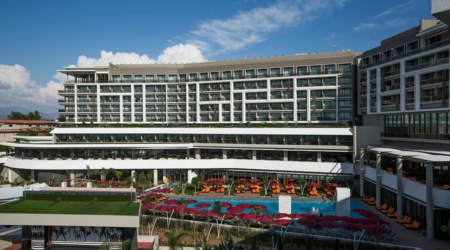 The Sense De Luxe Hotel